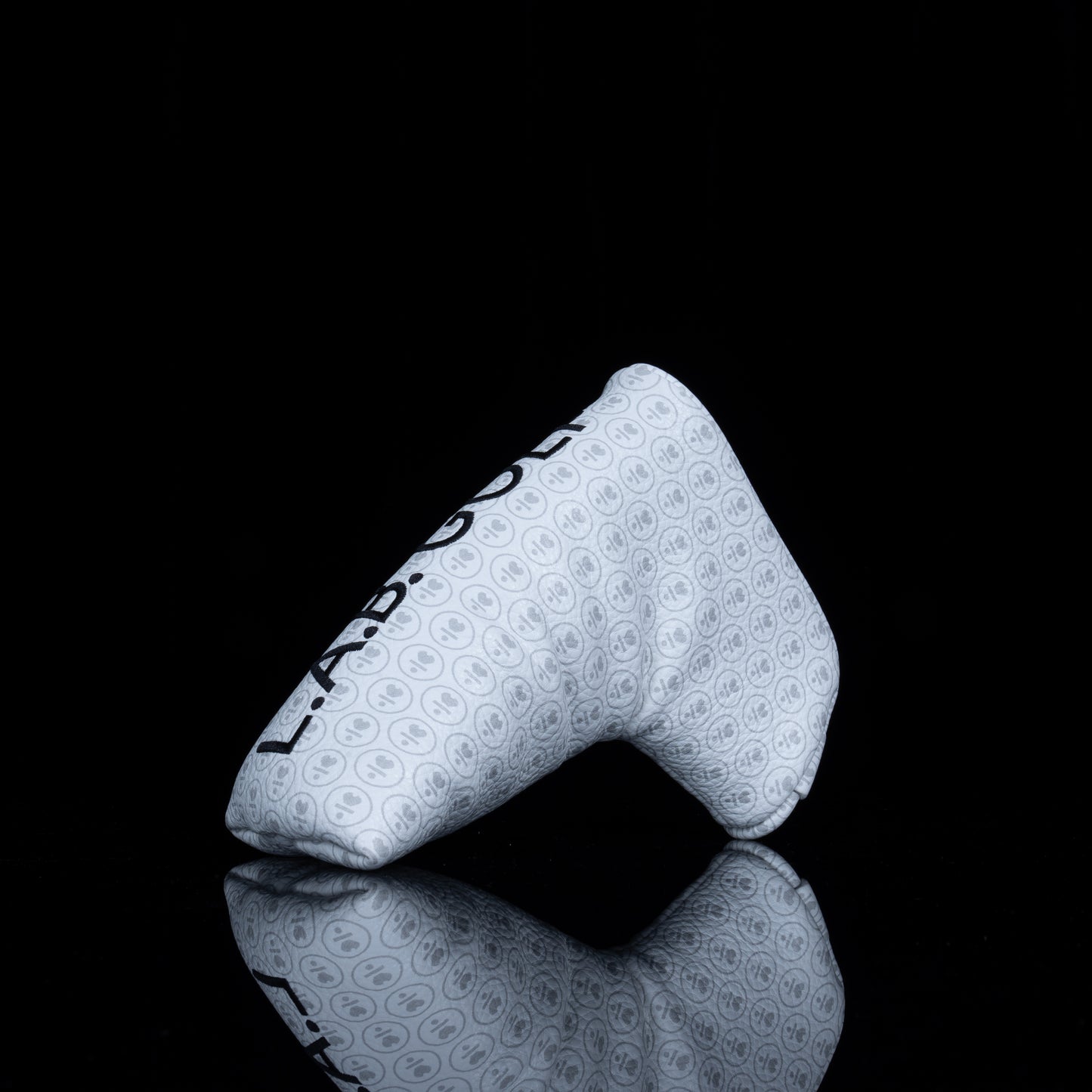 ヘッドカバー White Icon